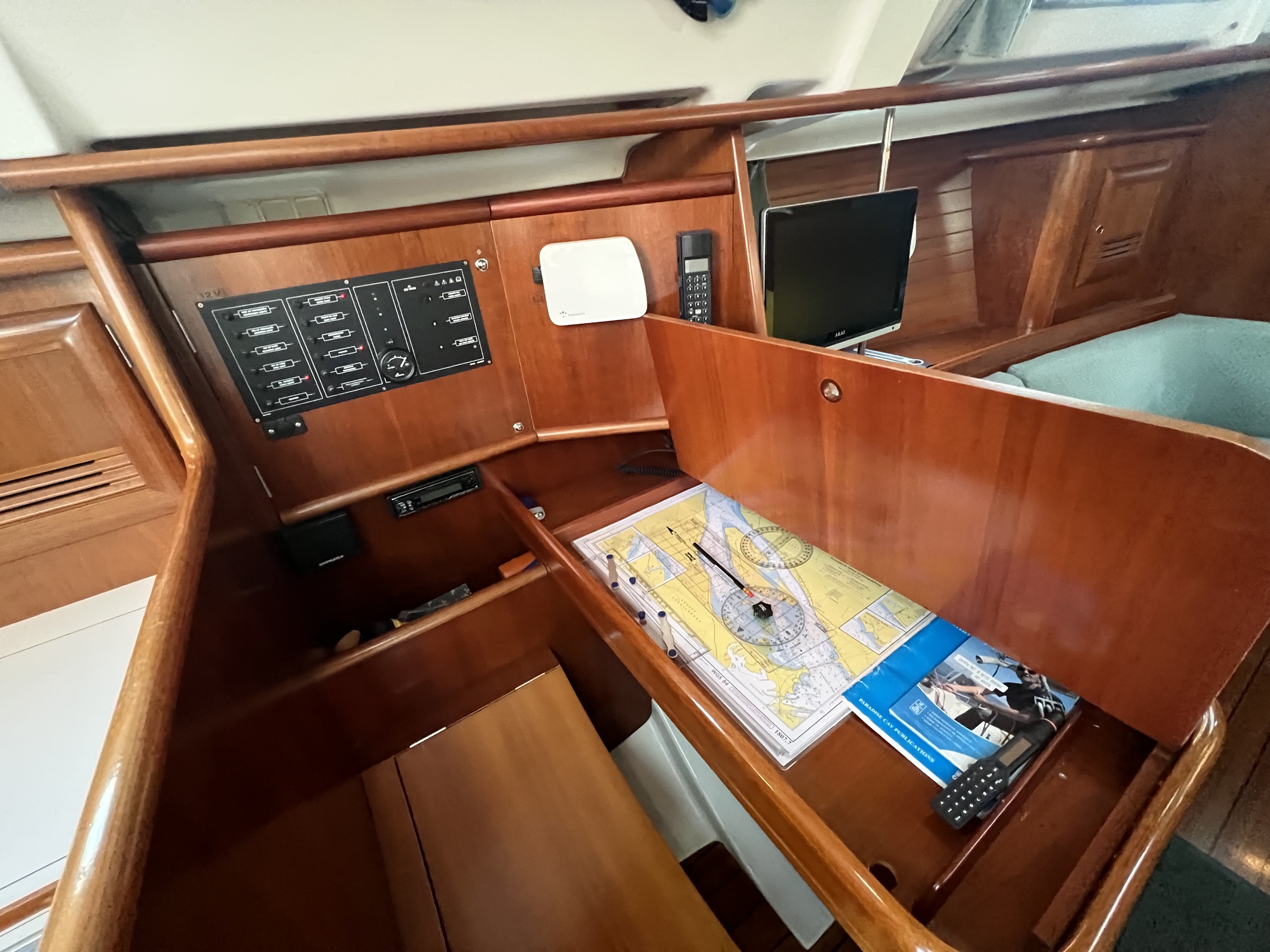 Zeiljacht Beneteau Oceanis Clipper 361 | 11 Meter